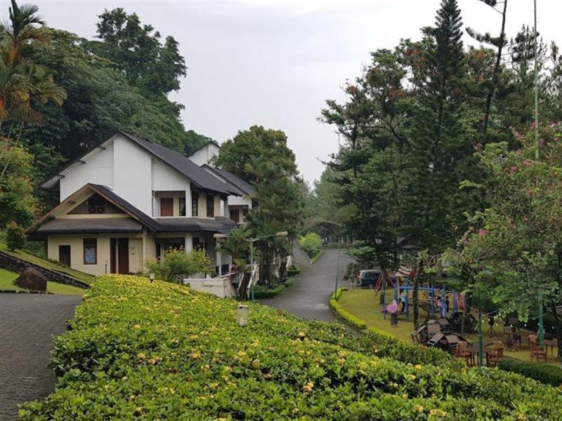 Gunung Geulis Cottages Managed By Royal Tulip Bogor Eksteriør billede