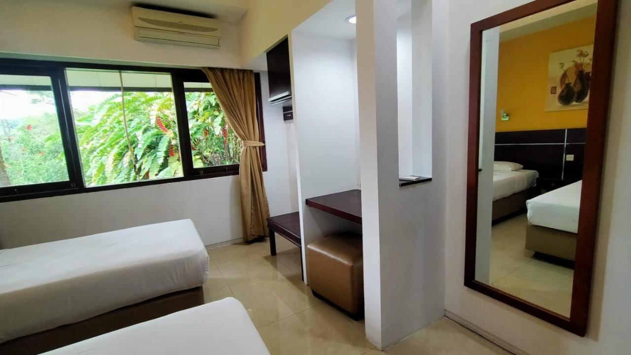 Gunung Geulis Cottages Managed By Royal Tulip Bogor Eksteriør billede