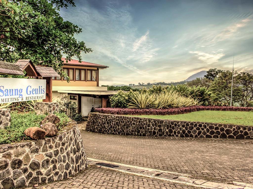 Gunung Geulis Cottages Managed By Royal Tulip Bogor Eksteriør billede