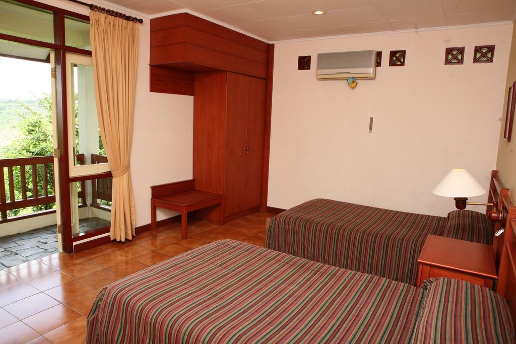 Gunung Geulis Cottages Managed By Royal Tulip Bogor Eksteriør billede